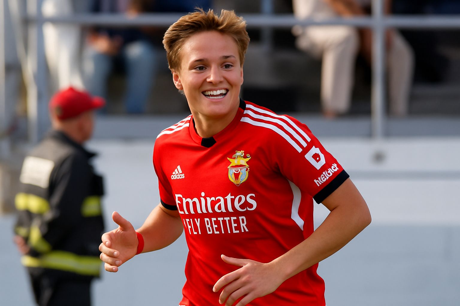 Andreas Schjelderup  celebrating his goal for Benfica || Credit - Imago