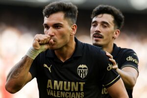 Valencia vs Real Oviedo predictions