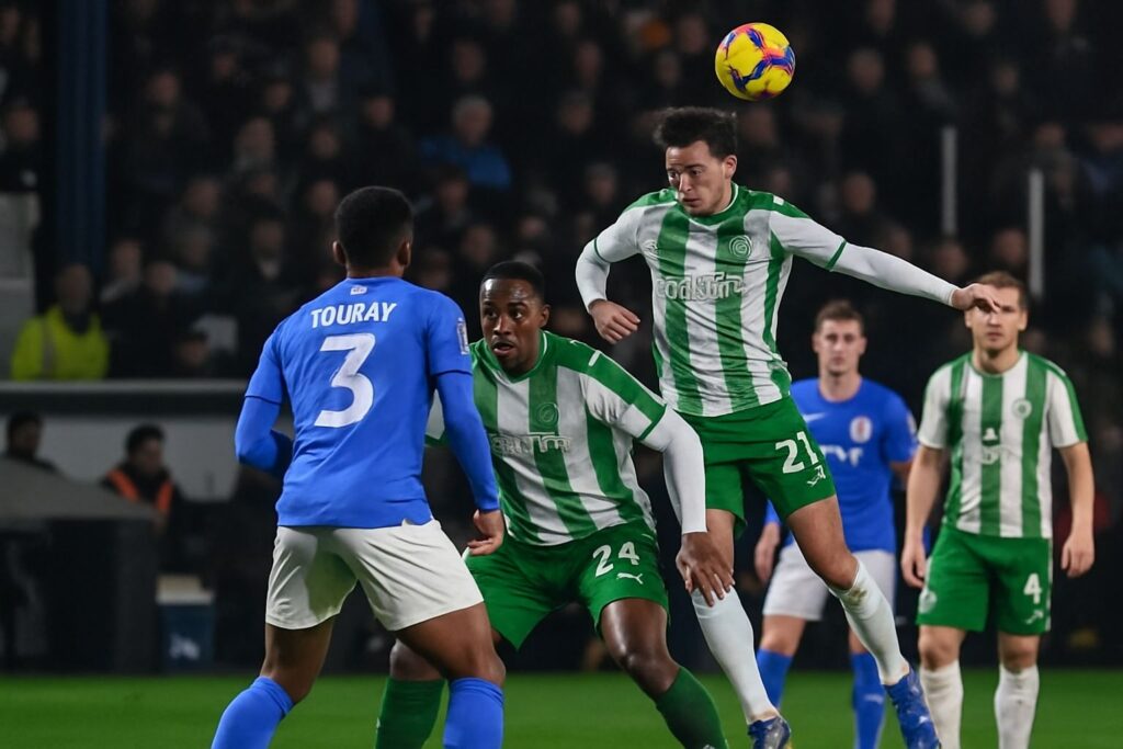 Wycombe Wanderers vs Stockport County
